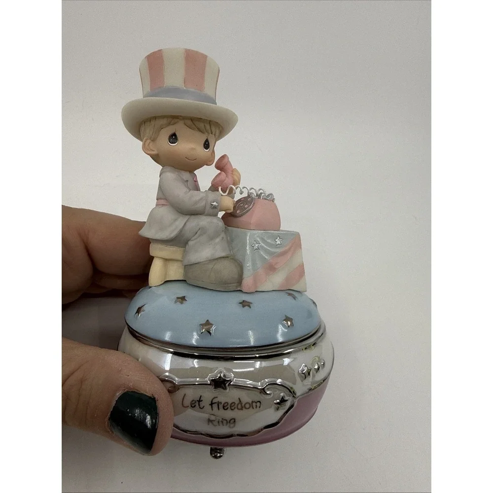 Precious Moments Let Freedom Ring Porcelain Music Trinket Box A0254 2003 Works